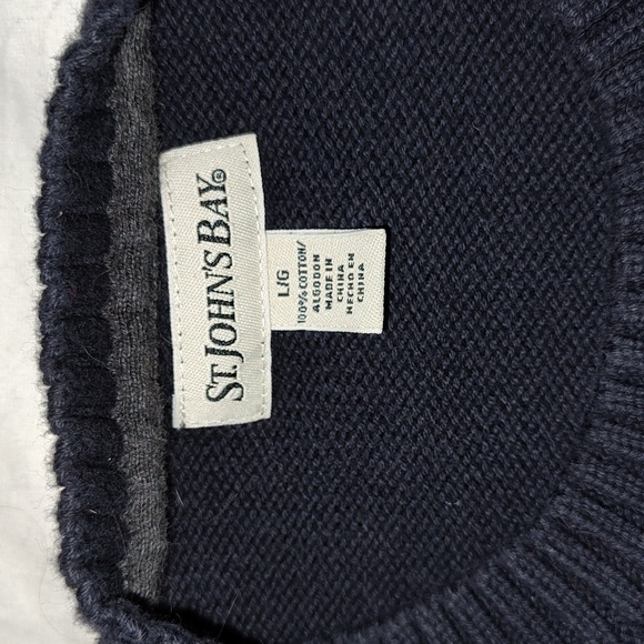 St John's Bay sweater - Picture 2 of 4